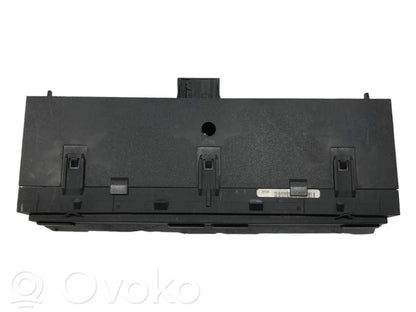 Sēdekļu apsildes slēdzis