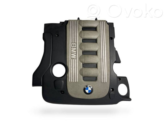 Крышка двигателя (декоративная отделка)