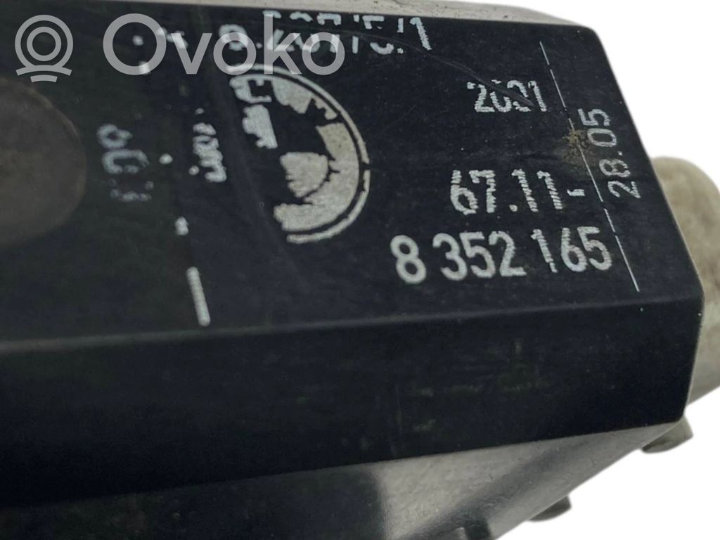 Замок сзади