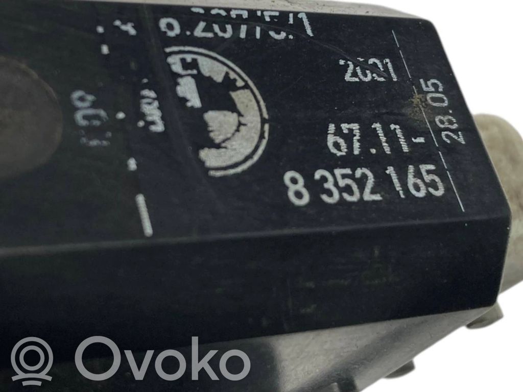 Aizmugurē slēdzene