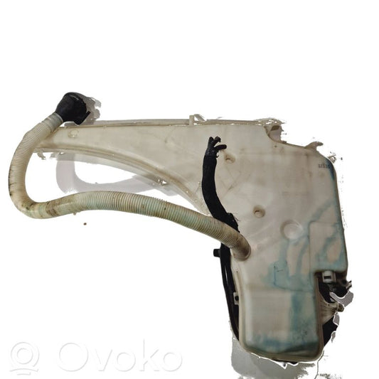Window fluid tank