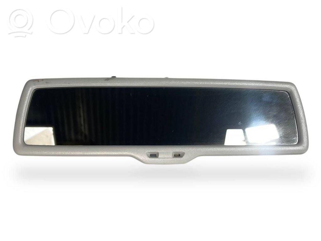 Atpakaļskata spogulis (salonā)