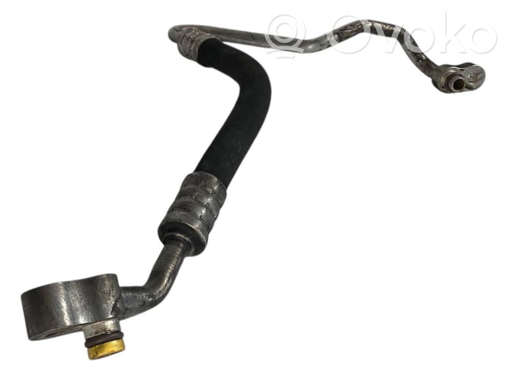 Air conditioner pipe(s) / hose(s)