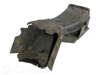 Brake cooling air duct