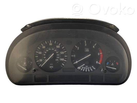 Speedometer (in the instrument panel)