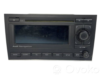 Radio / CD/DVD atskaņotājs / navigācija