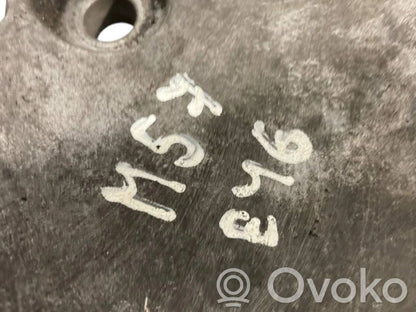 Air conditioning compressor mount