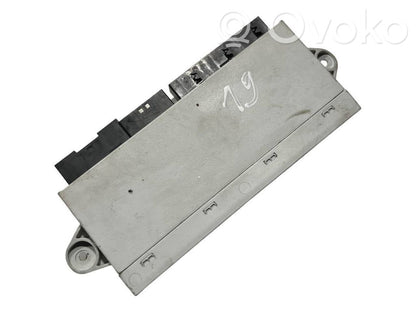 Durvju vadības bloks