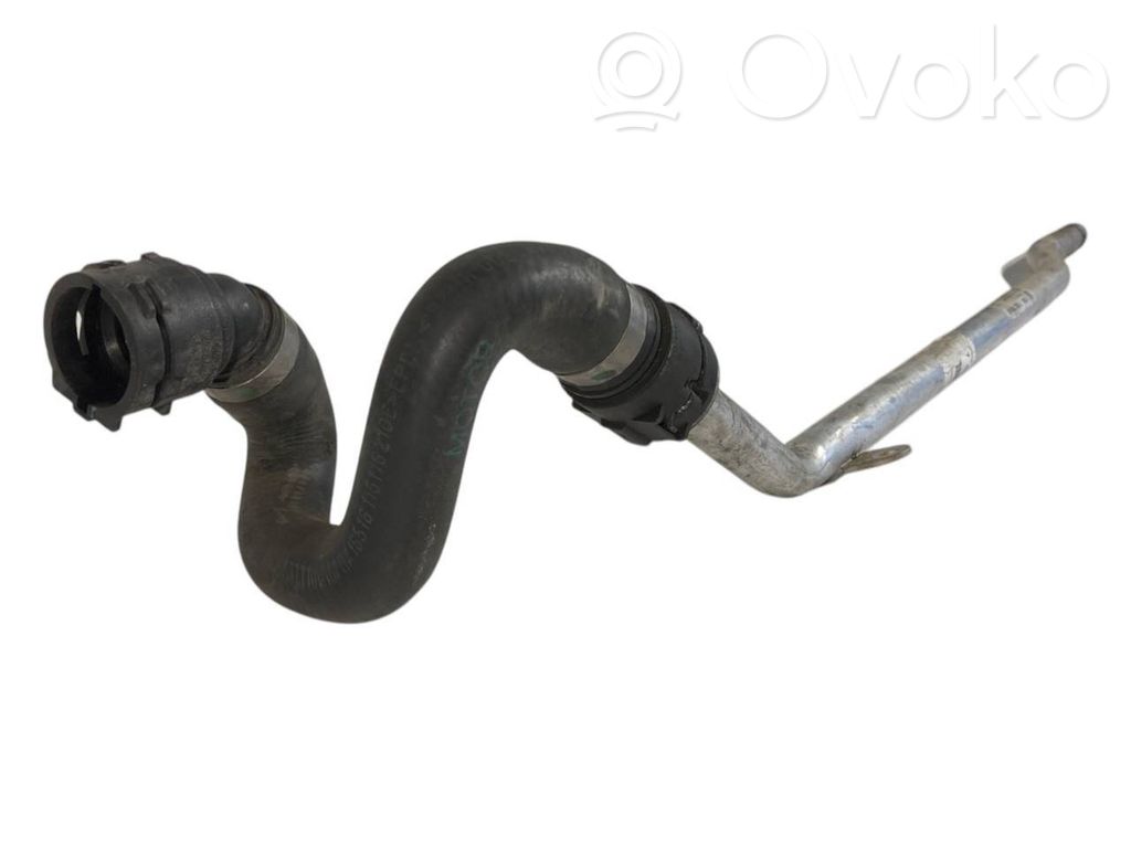 Caurulīte (-es) / šļūtene (-es)