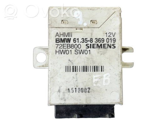 Piekabes āķa vadības bloks