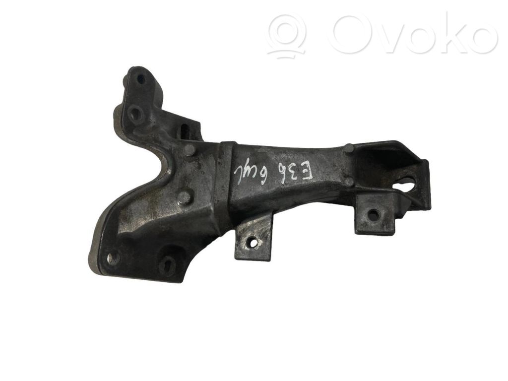 Dzinēja nostiprināšanas stiprinājums-kronšteins