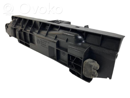 Держатель/кронштейн радиатора(ов)