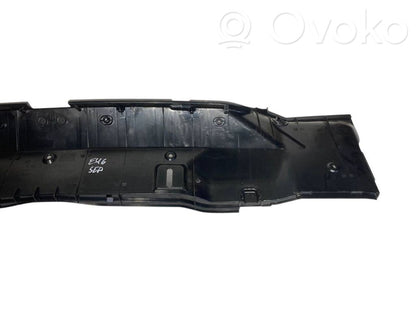 Bagāžnieka sliekšņa dekoratīvā apdare