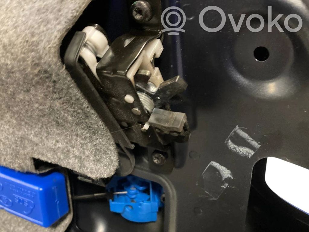 Aizmugurējais pārsegs (bagāžnieks)