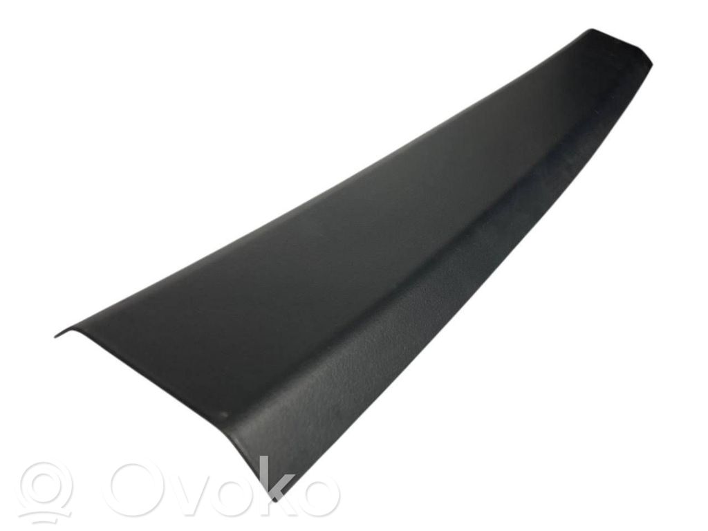 Cita veida bagāžnieka dekoratīvās apdares detaļa