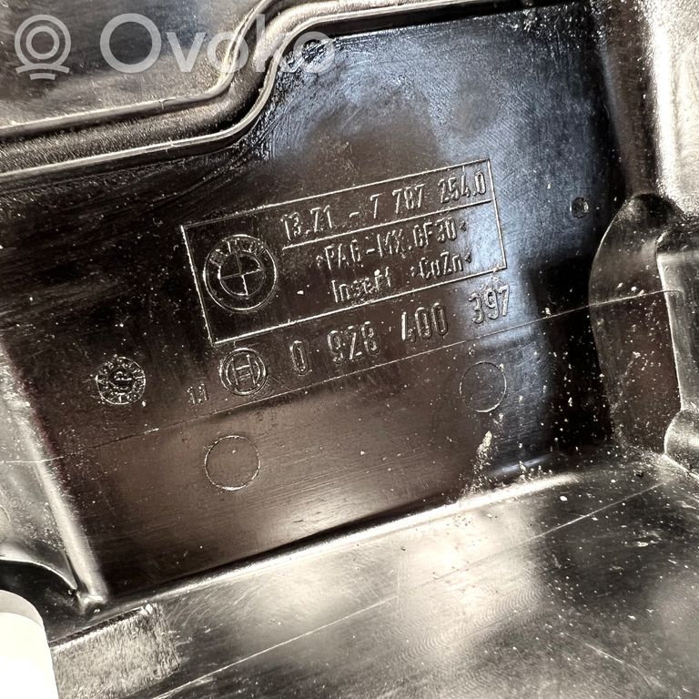 Gaisa filtra kastes vāks