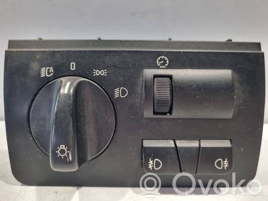Headlight switch