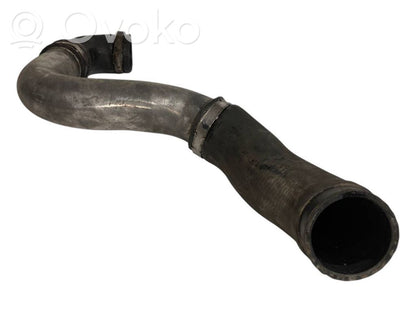 Шланг(и)/труба(ы) интеркулера