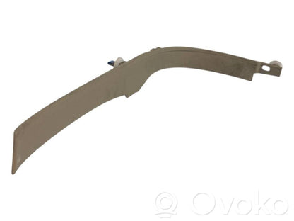 Priekšējā sliekšņa dekoratīvā apdare (iekšējā)