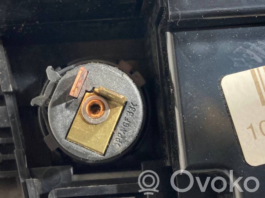 Gaisa kondicioniera / klimata kontroles / salona apsildes vadības bloks (salonā)