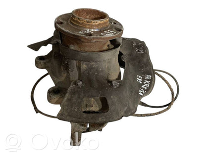 Priekšējā riteņa rumbas vārpstas šarnīrs (stupica, capfa)