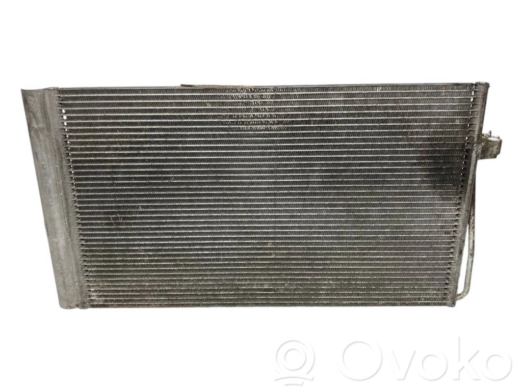 Gaisa kondicioniera dzeses radiators