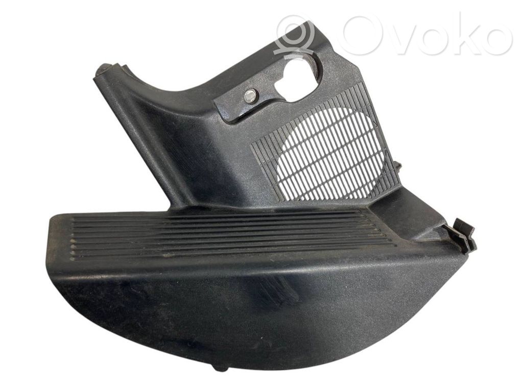 Side decorative trim for the footwell