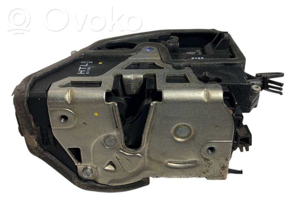 Aizmugurē slēdzene