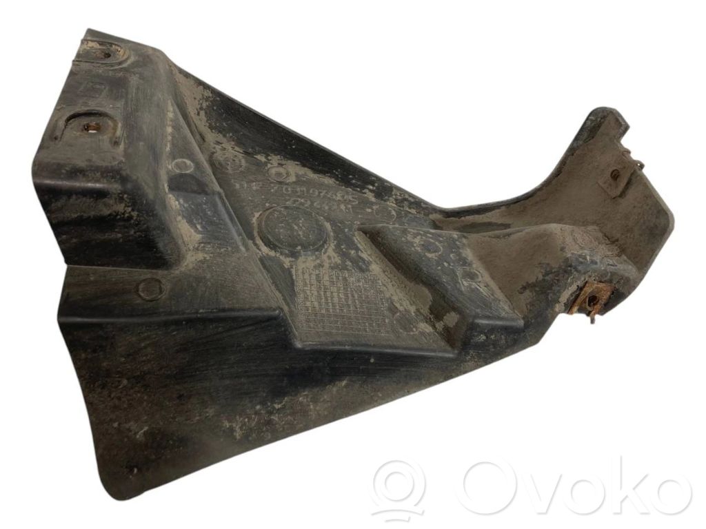 Aizmugurējā bufera montāžas kronšteins