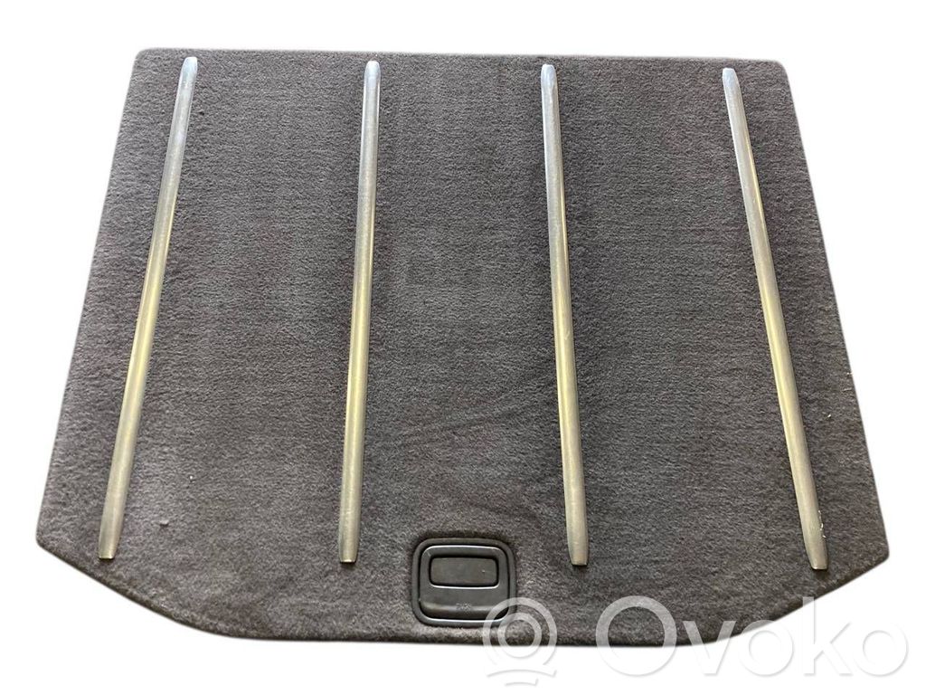 Bagāžnieka paklājiņš