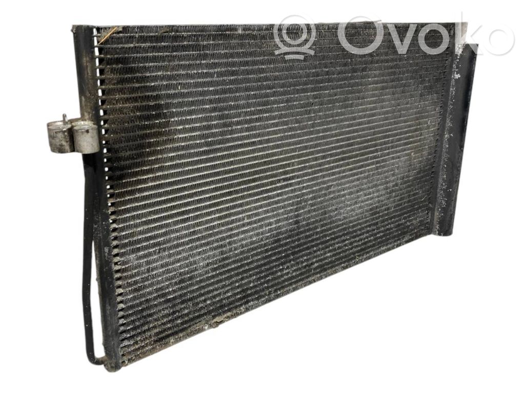 Gaisa kondicioniera dzeses radiators