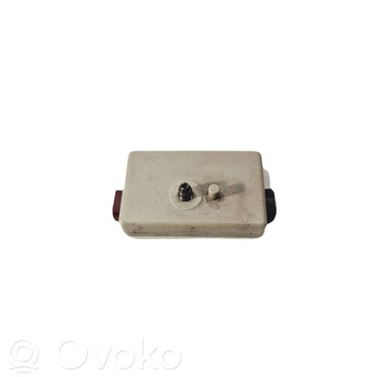 Antenas vadības bloks