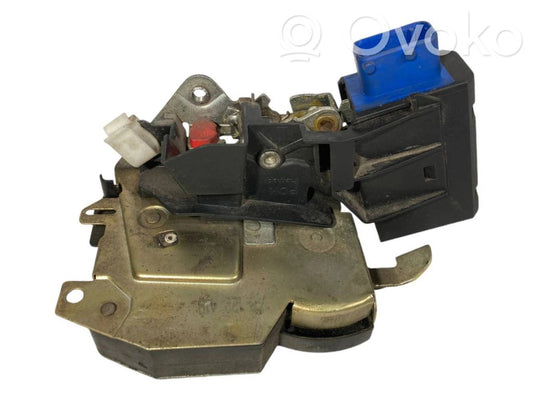 Aizmugurē slēdzene