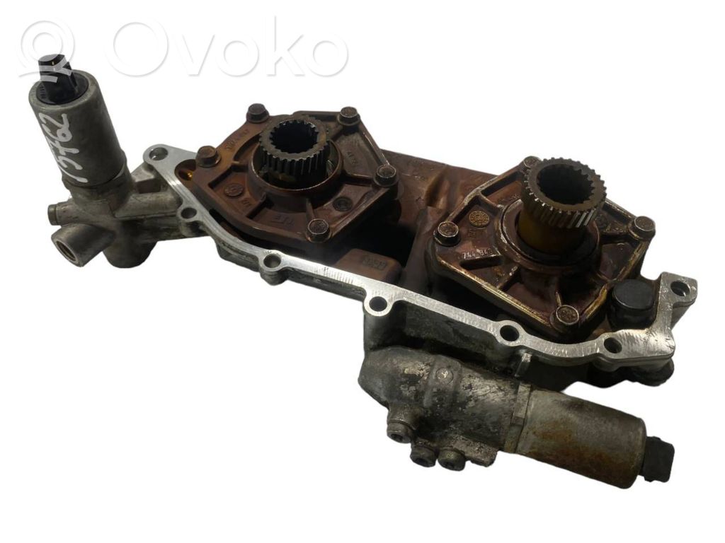 Distribution phase regulator