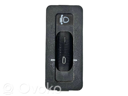 Lukturu augstuma regulēšanas slēdzis