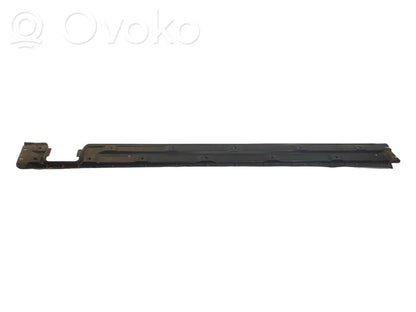 Side underbody protection