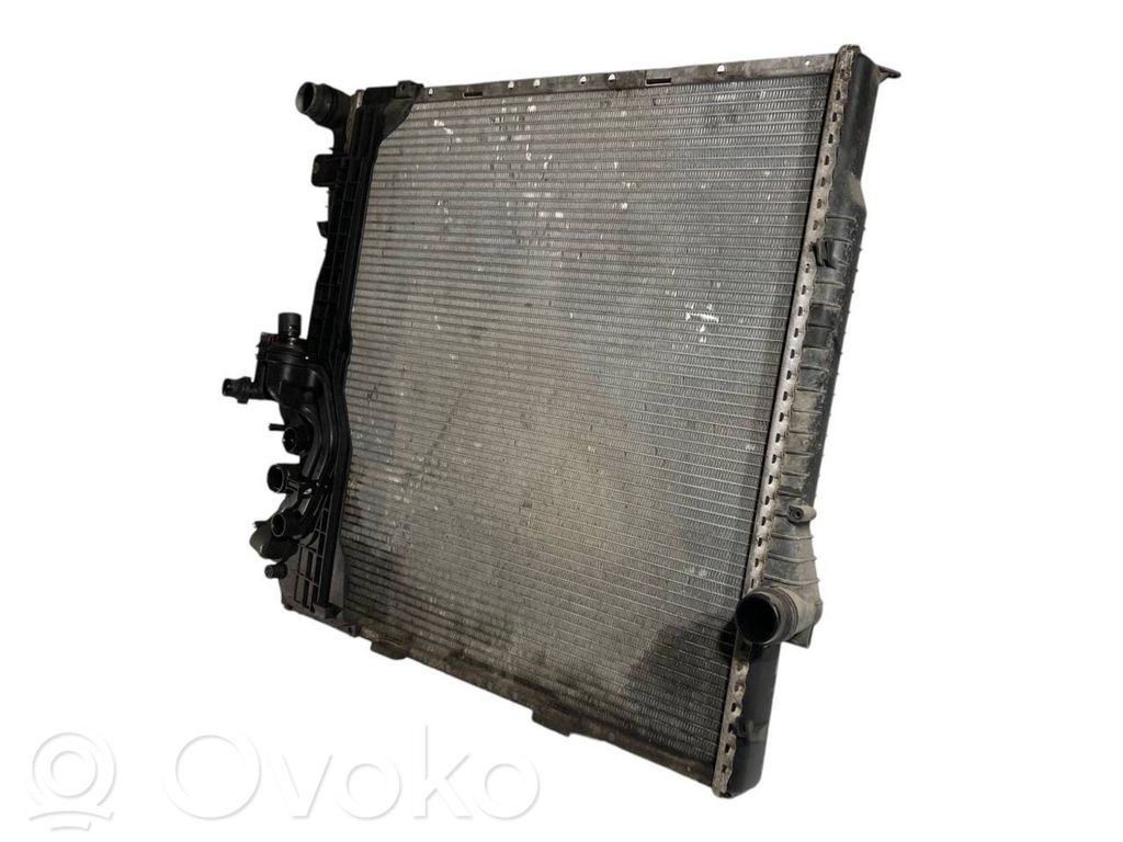 Dzesēšanas šķidruma radiators