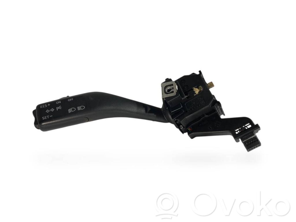 Pagrieziena signālu / lukturu sviria