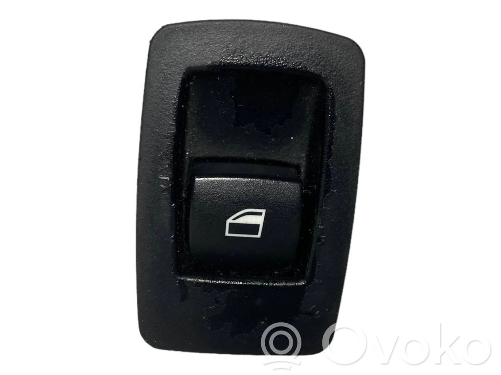 Elektrisko logu slēdzis