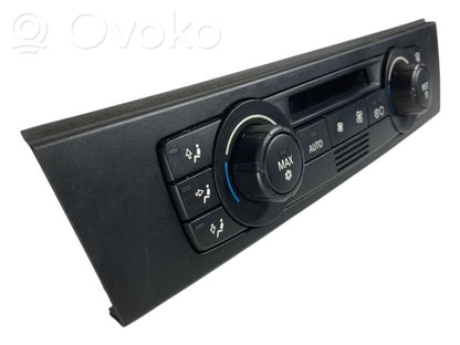 Gaisa kondicioniera / klimata kontroles / salona apsildes vadības bloks (salonā)