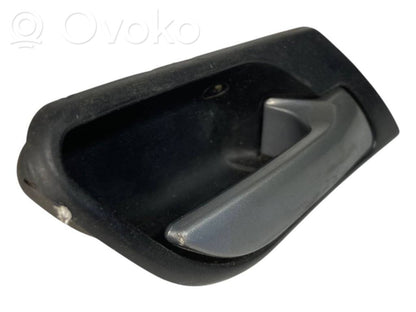 Внутренняя ручка открывания