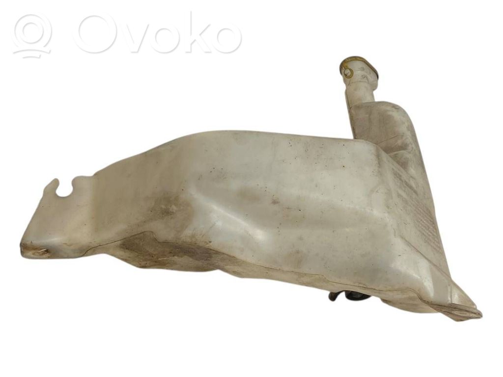 Logu šķidruma tvertne