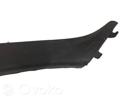 (A) statņa dekoratīvā apdare