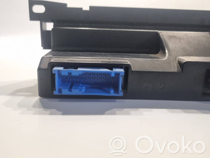Air conditioning / climate control / interior heating control unit (in the passenger compartment)