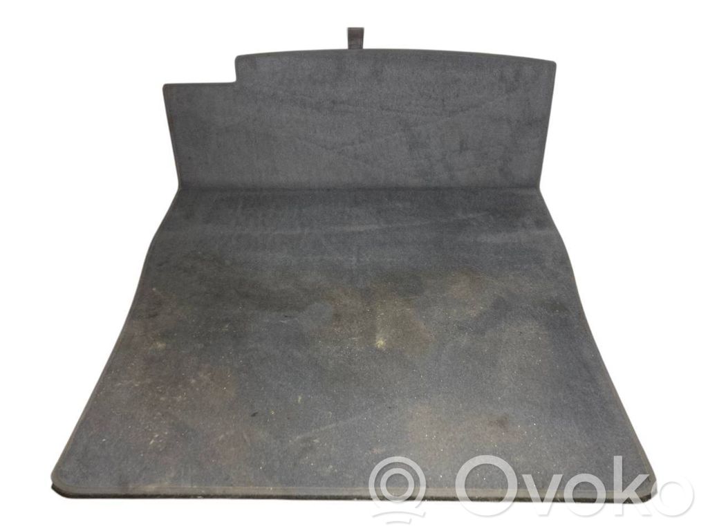 Пол багажника