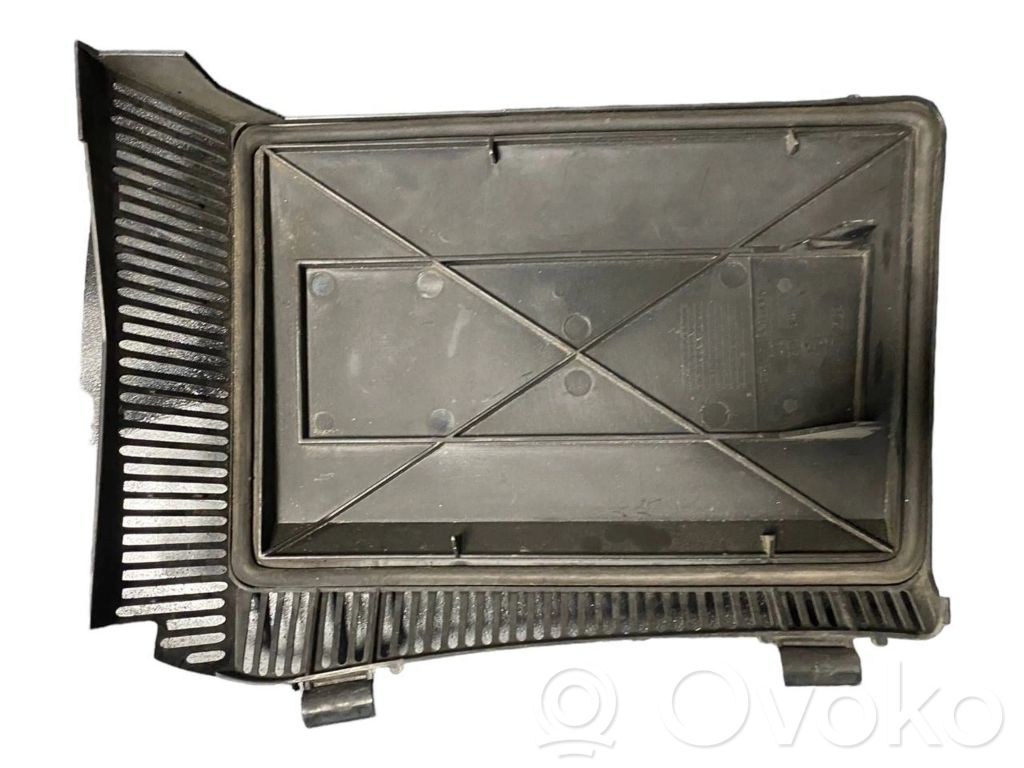 Gaisa filtra kastes vāks