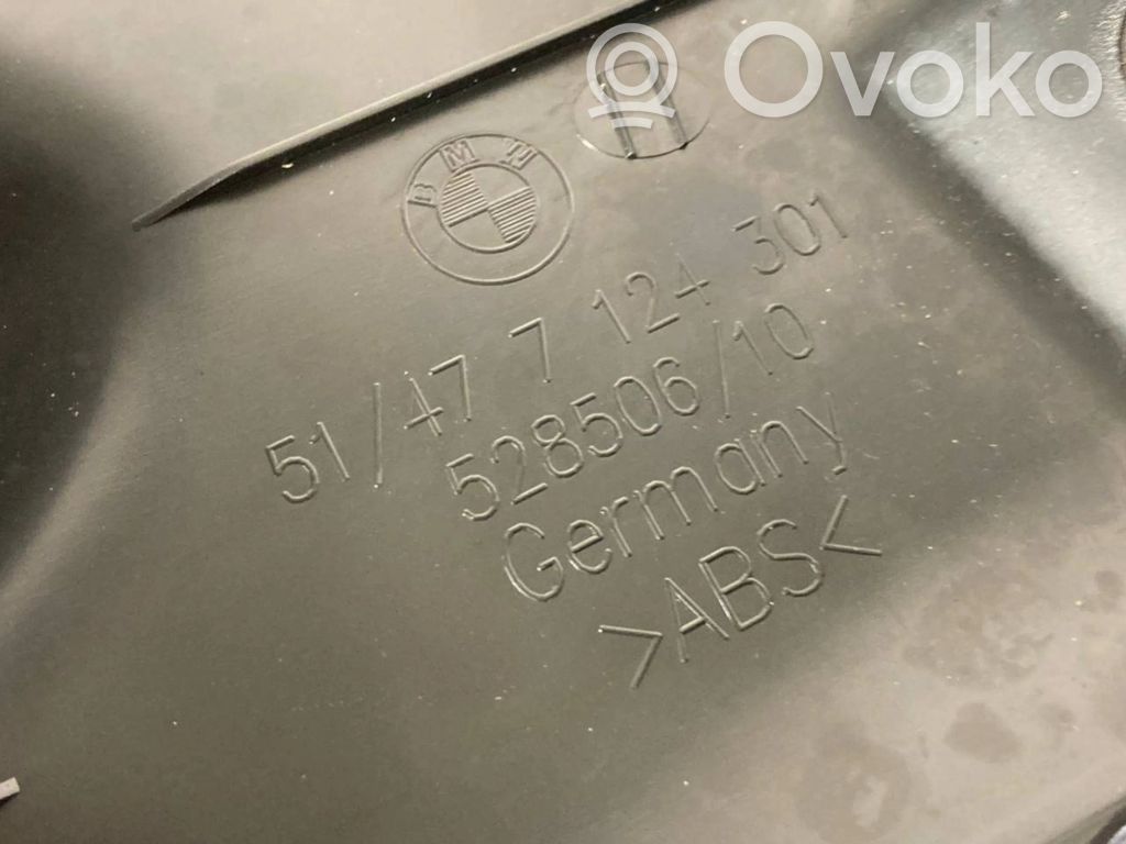Bagāžnieka dekoratīvā apdare
