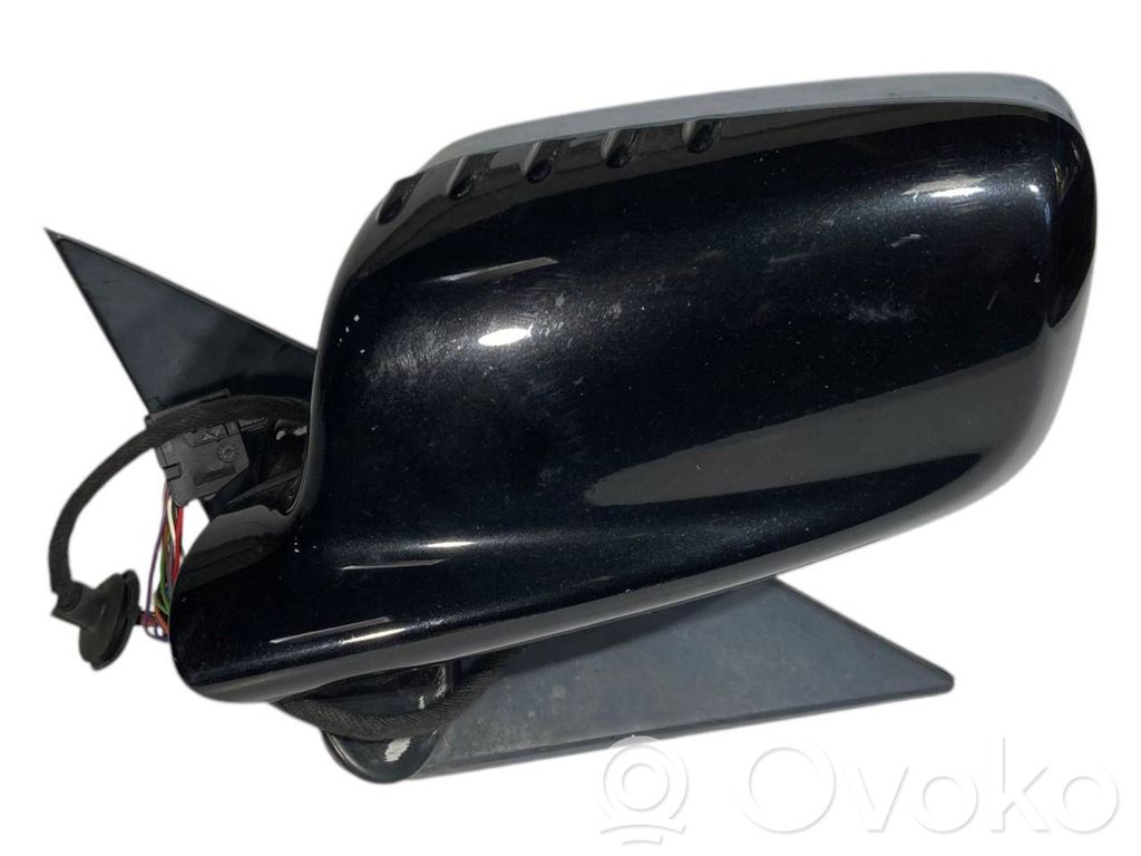 Mirror (electrically controlled)