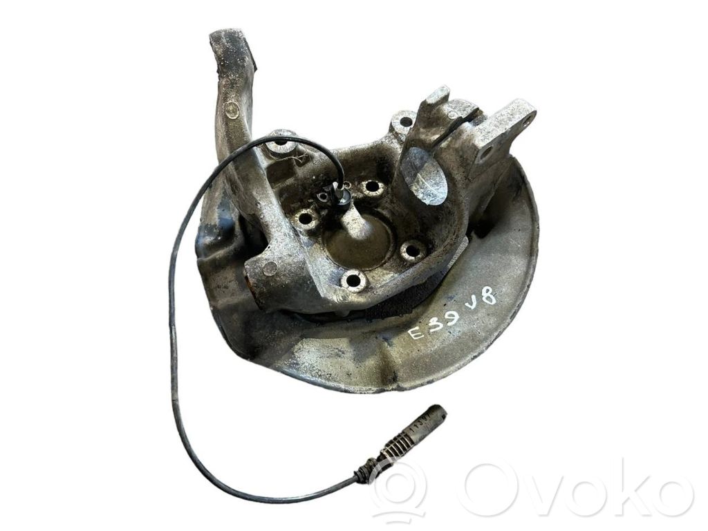 Priekšējā riteņa rumbas vārpstas šarnīrs (stupica, capfa)