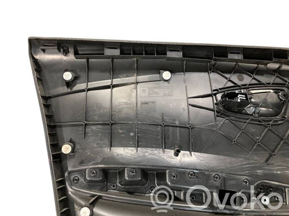 Priekšējo durvju apdare